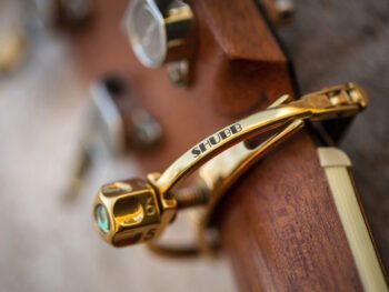 Capo Fine Tune Royale Acoustic Gold Guitar Accessories - Image 4