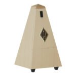 Metronome Pyramid shape Natural maple. matt 817A Wittner